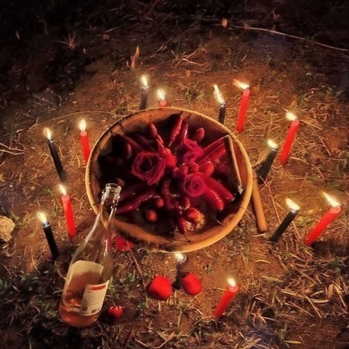 Amarração Amorosa: Entre a Busca por Respostas e a Ética Espiritual